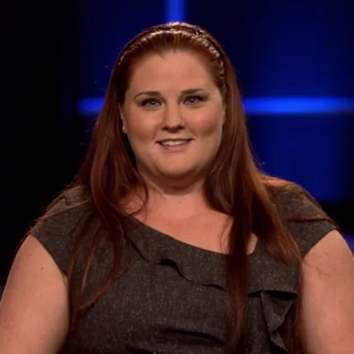 Hot Mama Gowns Entrepreneurs: Deidrea Haysel