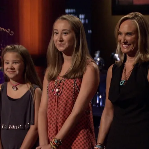 M3 Girl Designs Entrepreneurs: Maddie Bradshaw, Margot Bradshaw, and Diane Bradshaw